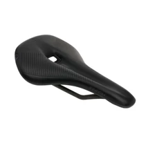 Ergon SR Pro Carbon férfi nyereg M/L fekete