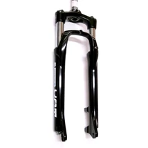 suntour xct-26 Disc 26&quot; 80mm rugóút 22.2mm menetes nyakú fekete teleszkópos első villa